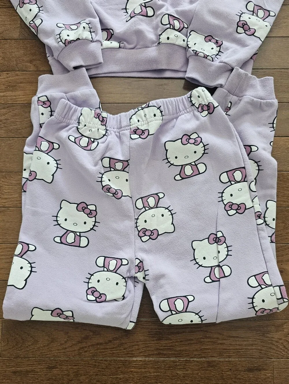 HEĹLO KITTY Girls 8/10 Sweat Shirt & Pant Set, Sweatsuit